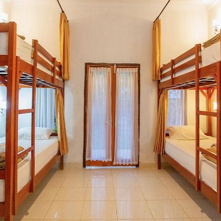 Kamasanti Hostel Toyapakeh Dış mekan fotoğraf
