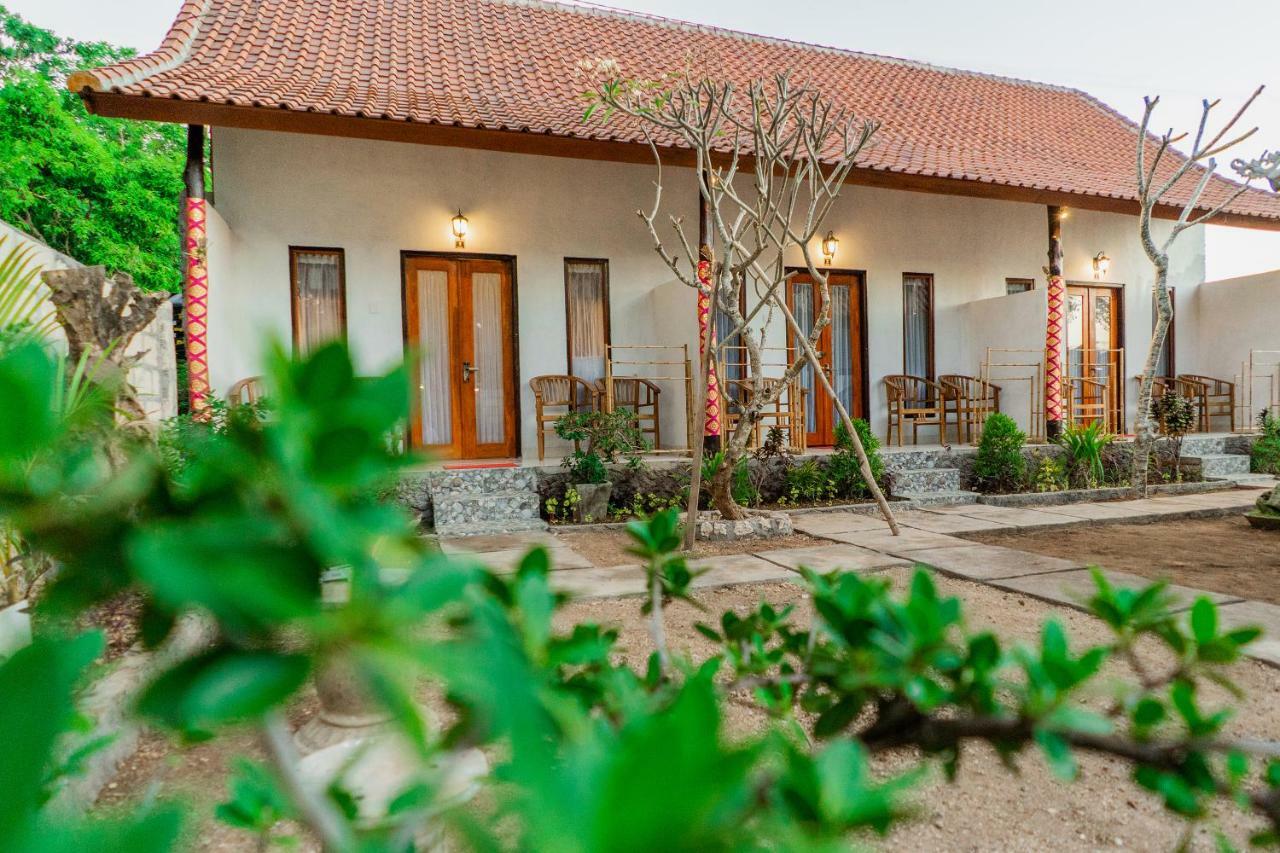 Kamasanti Hostel Toyapakeh Dış mekan fotoğraf